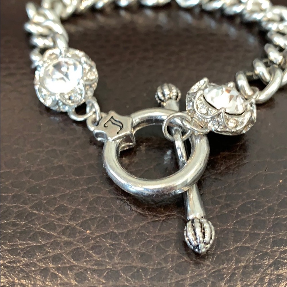 Cute Rhinestone Toggle Bracelet - Picture 2 of 2